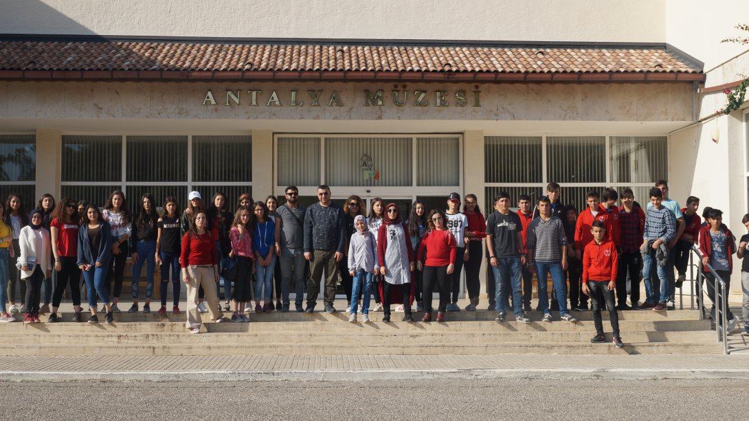 Eskil İlçe Milli Eğitim Müdürlüğü Tarafından SODES Projesi Kapsamında Öğrenciler için Antalya Gezisi Düzenlendi