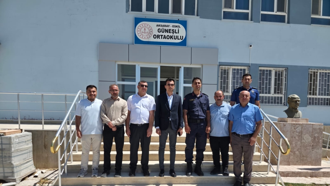 Kaymakamımız Sayın Harun Uzar Güneşli Ortaokulu ve Şehit Muhammet Uz İlkokulunu Ziyaret Etti